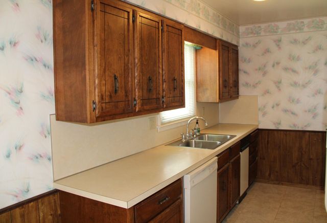 4435 Thompson Street, Norton Shores City, MI 49441