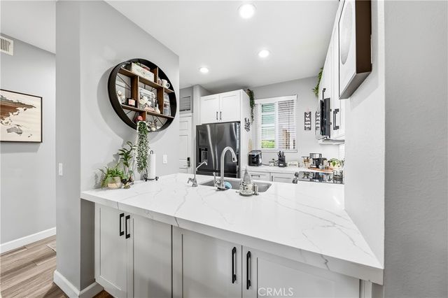 20191 Cape Coral Lane 3-114, Huntington Beach, CA 92646