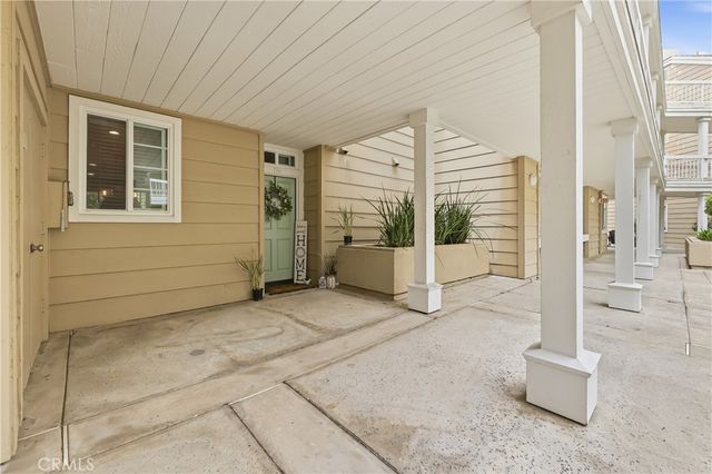 20191 Cape Coral Lane 3-114, Huntington Beach, CA 92646