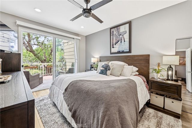 20191 Cape Coral Lane 3-114, Huntington Beach, CA 92646