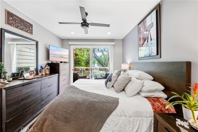 20191 Cape Coral Lane 3-114, Huntington Beach, CA 92646