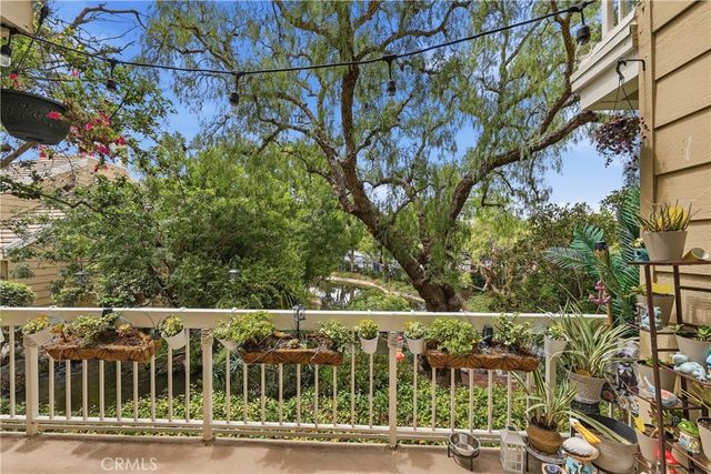 20191 Cape Coral Lane 3-114, Huntington Beach, CA 92646