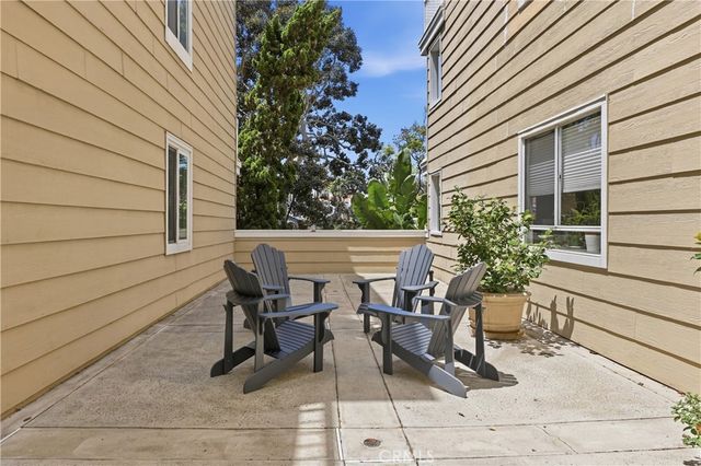 20191 Cape Coral Lane 3-114, Huntington Beach, CA 92646