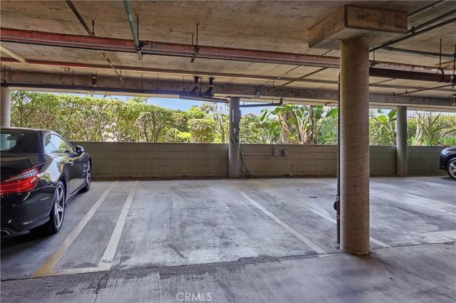 20191 Cape Coral Lane 3-114, Huntington Beach, CA 92646