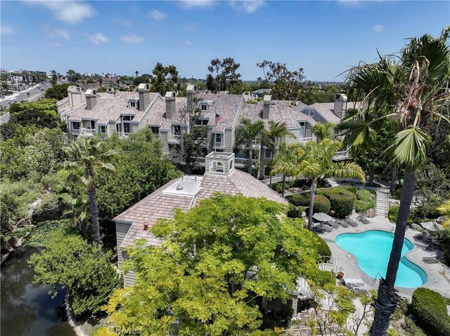 20191 Cape Coral Lane 3-114, Huntington Beach, CA 92646