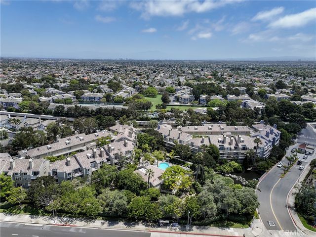 20191 Cape Coral Lane 3-114, Huntington Beach, CA 92646