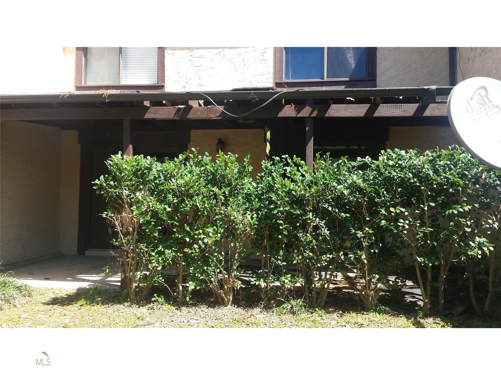 125 Tiburon Court, Lithonia, GA 30038