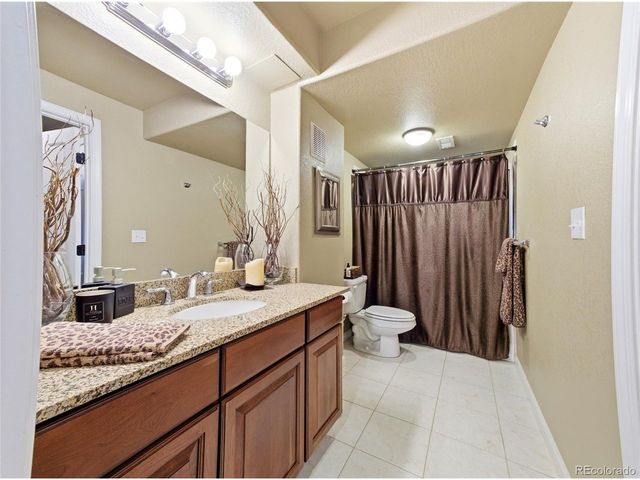 9275 E Aspen Hill Pl, Lone Tree, CO 80124