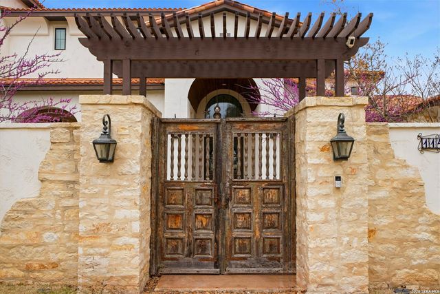 11418 Anaqua Springs, Boerne, TX 78006