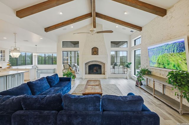 11418 Anaqua Springs, Boerne, TX 78006