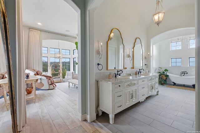 11418 Anaqua Springs, Boerne, TX 78006