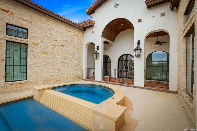 11418 Anaqua Springs, Boerne, TX 78006