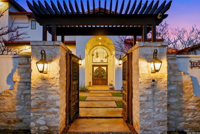 11418 Anaqua Springs, Boerne, TX 78006