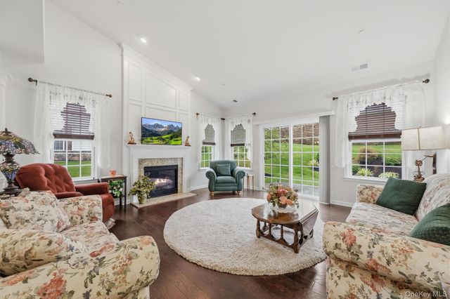 8 Atkins Court, Carmel, NY 10512