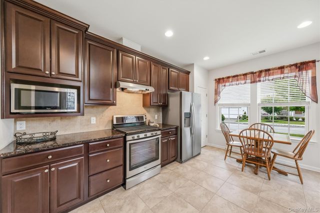 8 Atkins Court, Carmel, NY 10512