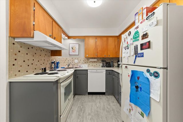 5905 N Astor St, Spokane, WA 99208