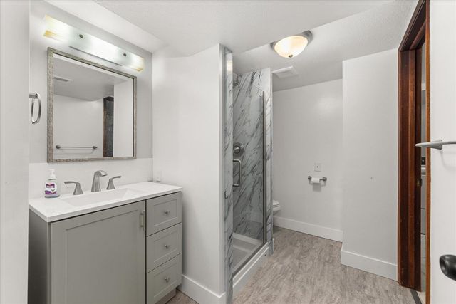 5905 N Astor St, Spokane, WA 99208