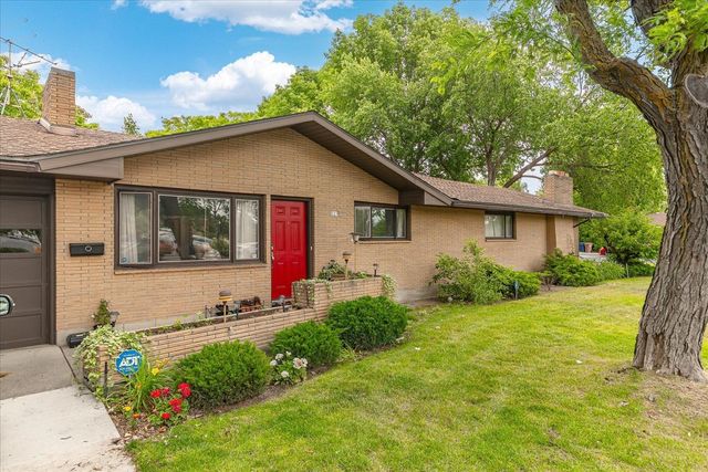 5905 N Astor St, Spokane, WA 99208