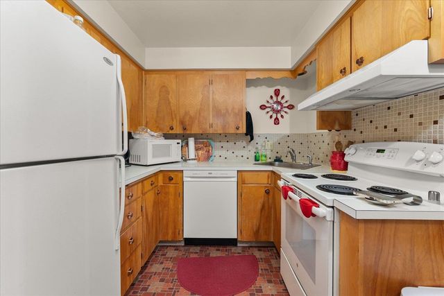 5905 N Astor St, Spokane, WA 99208