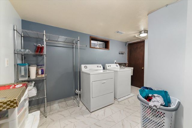 5905 N Astor St, Spokane, WA 99208