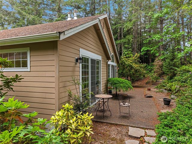 5230 W Old Stump Drive NW, Gig Harbor, WA 98332