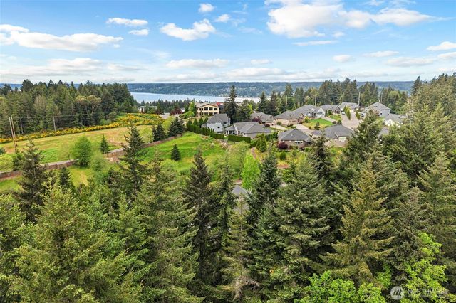 5230 W Old Stump Drive NW, Gig Harbor, WA 98332
