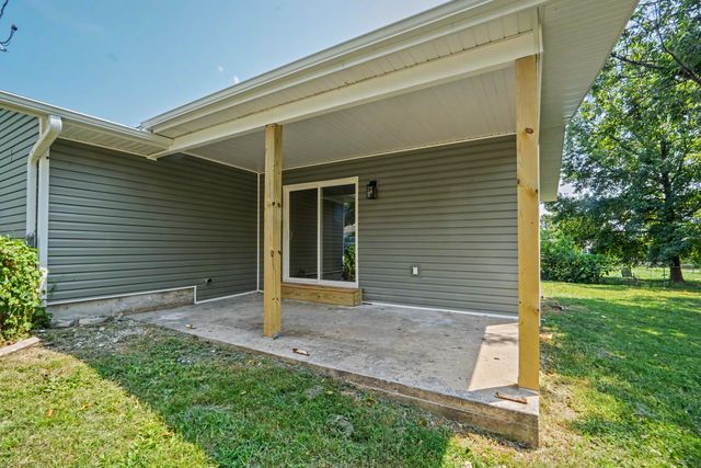 2752 W Sylvia Court, Springfield, MO 65803