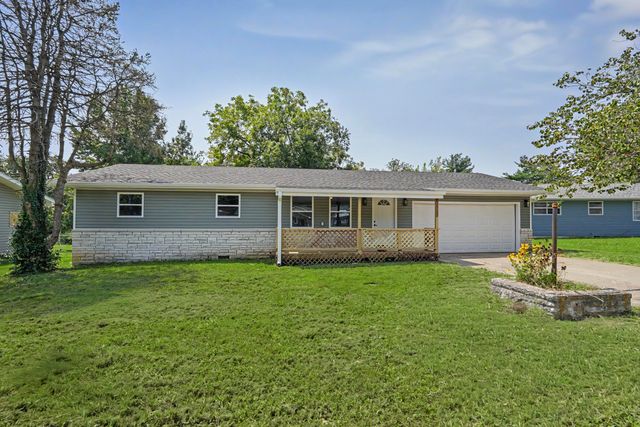 2752 W Sylvia Court, Springfield, MO 65803