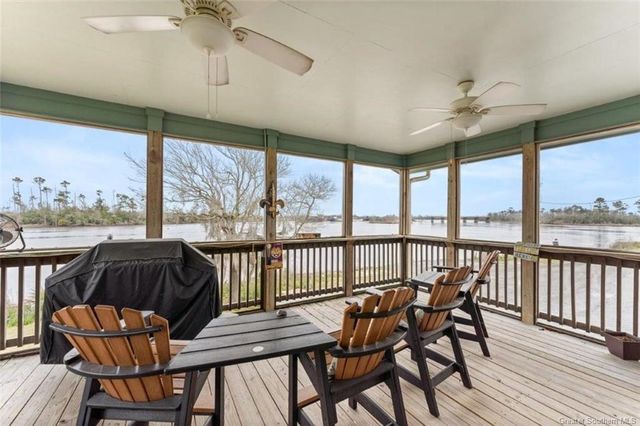 36 River Road, Lake Charles, LA 70601