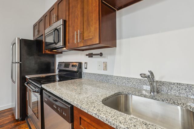 1350 Rosa L Parks Blvd Apt 338, Nashville, TN 37208