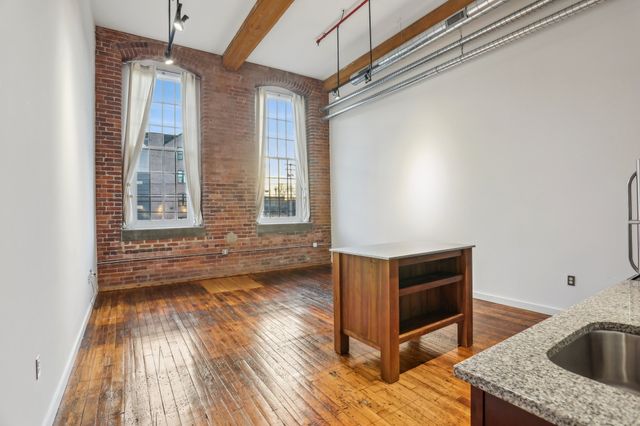 1350 Rosa L Parks Blvd Apt 338, Nashville, TN 37208