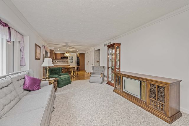 112 Red Rock Circle, Greece, NY 14626