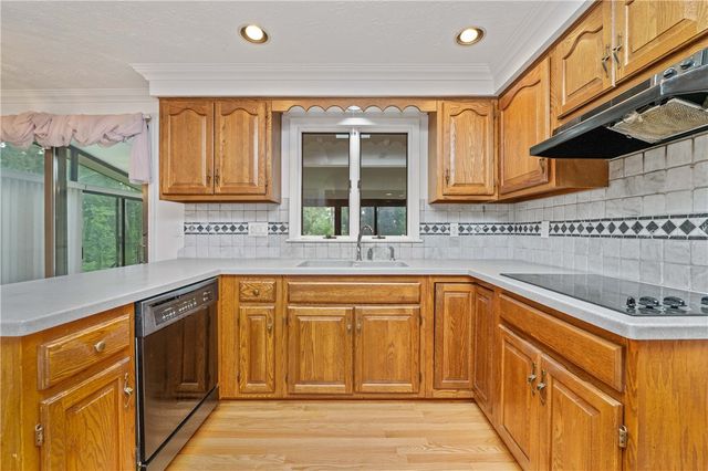 112 Red Rock Circle, Greece, NY 14626