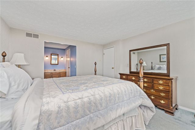 112 Red Rock Circle, Greece, NY 14626