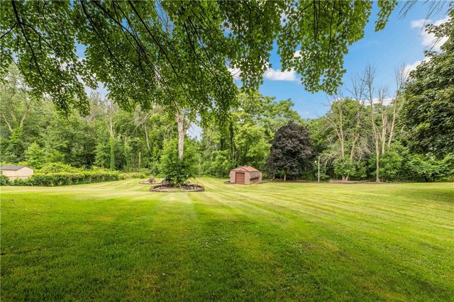 112 Red Rock Circle, Greece, NY 14626