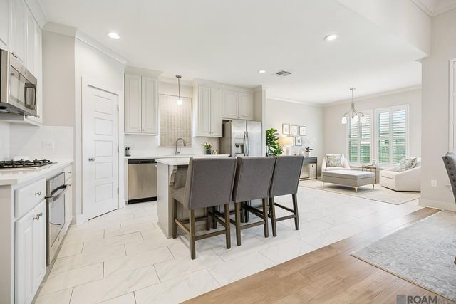 570 White Egret Dr, Baton Rouge, LA 70810