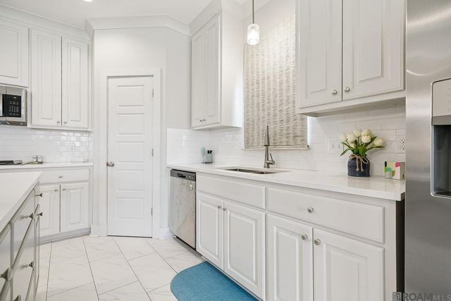 570 White Egret Dr, Baton Rouge, LA 70810