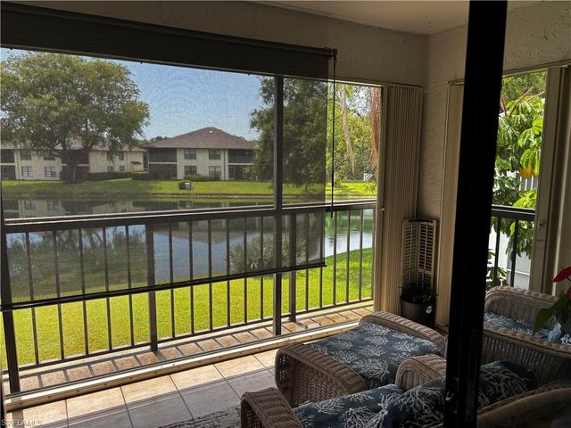 1600 Misty Pines CIR 206, Naples, FL 34105