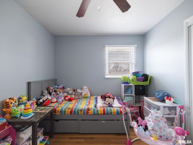 2239 LINNHILL Lane, Washington, IL 61571