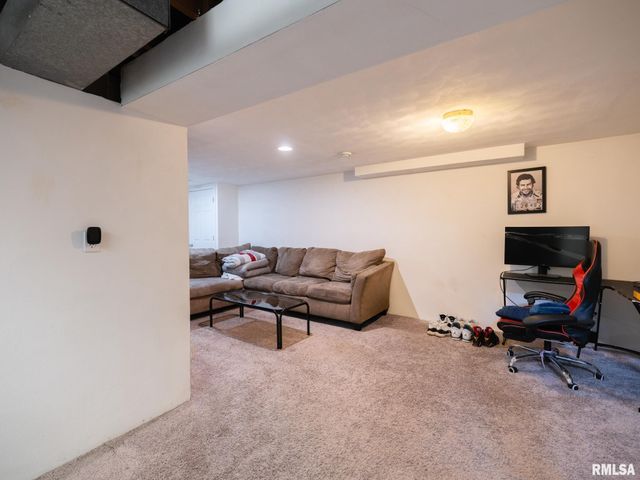 2239 LINNHILL Lane, Washington, IL 61571