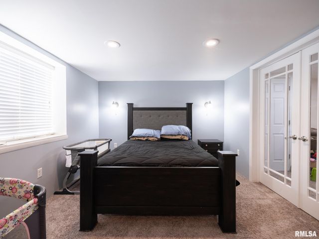 2239 LINNHILL Lane, Washington, IL 61571