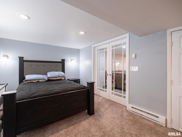 2239 LINNHILL Lane, Washington, IL 61571