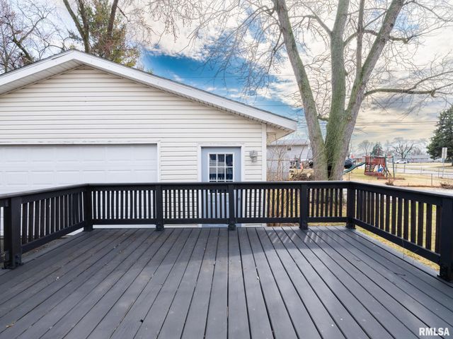 2239 LINNHILL Lane, Washington, IL 61571