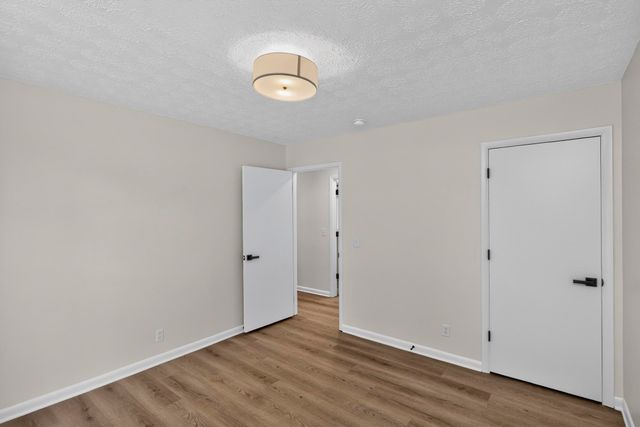 101 Pebble Creek Dr, Hendersonville, TN 37075
