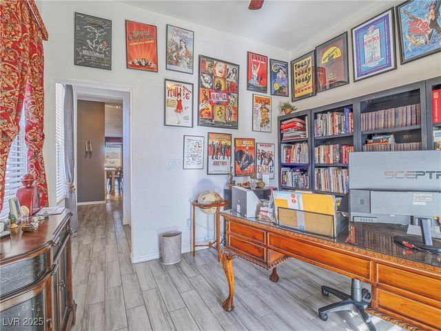 464 Via Stretto Avenue, Henderson, NV 89011