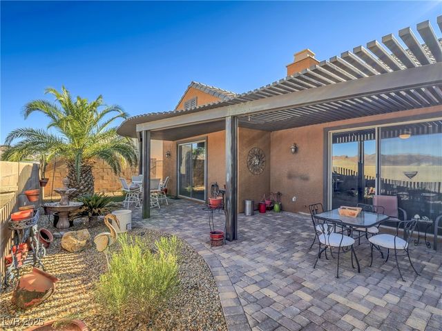 464 Via Stretto Avenue, Henderson, NV 89011