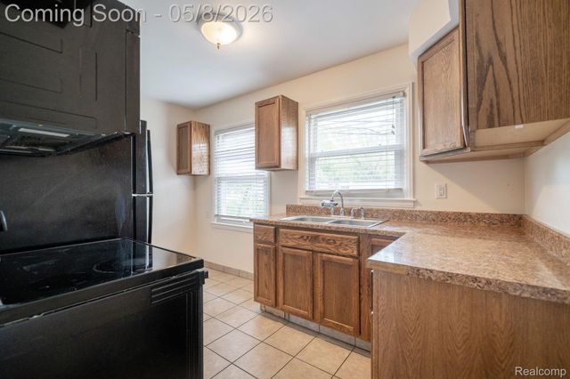 334 ADAMS Court, Ferndale, MI 48220