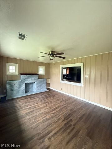 4422 11th Avenue, Parkersburg, WV 26101