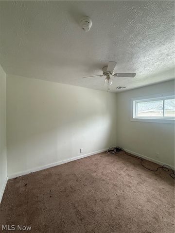 4422 11th Avenue, Parkersburg, WV 26101