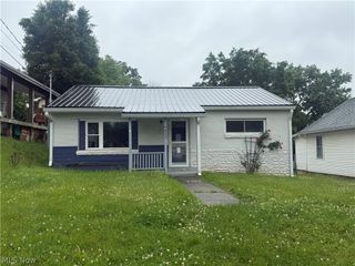 4422 11th Avenue, Parkersburg, WV 26101